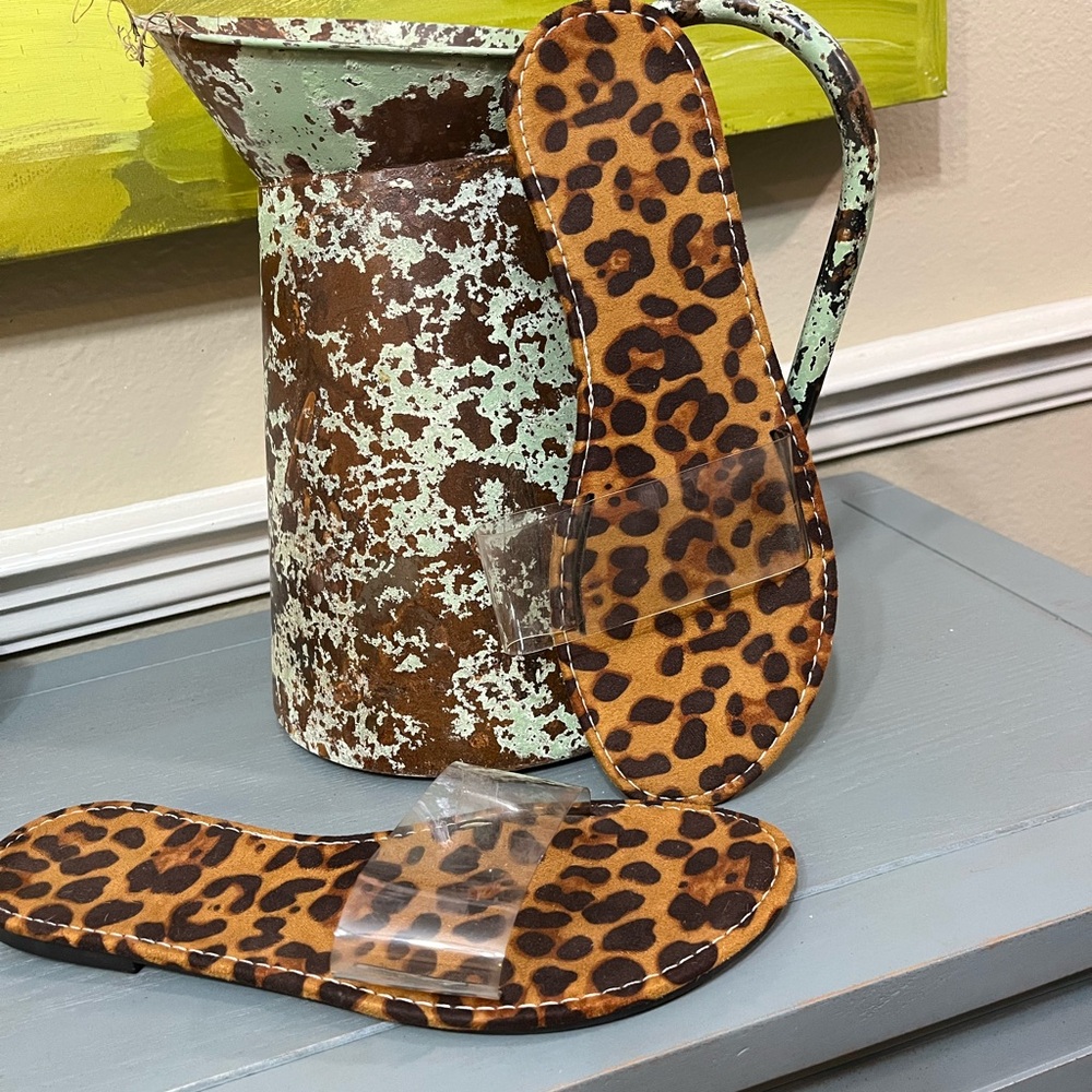 Leopard Print Sandals/Slides